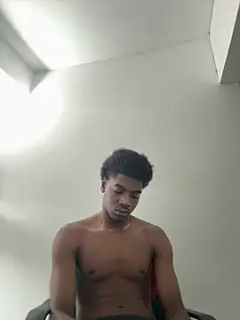 Snapshot of charles_king chatting on April 2026 05:36:01 PM charles king online show from April 2026 05:36:01 PM