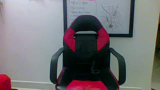 Snapshot of charles_king chatting on May 2026 10:50:03 PM charles king online show from May 2026 10:50:03 PM