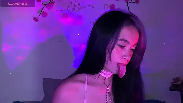 sweet molly420 online show from May 2026 11:23:04 PM