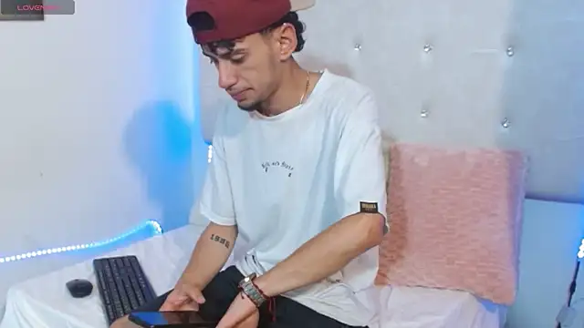 Snapshot of golden_raiden_12 chatting on April 2026 03:13:01 PM golden raiden 12 online show from April 2026 03:13:01 PM