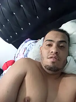 Snapshot of Chuoo069 chatting on March 2026 09:33:02 PM Chuoo069 online show from March 2026 09:33:02 PM