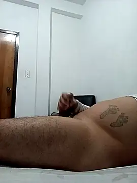 Snapshot of Chuoo069 chatting on April 2026 09:52:02 AM Chuoo069 online show from April 2026 09:52:02 AM