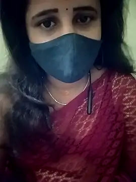 Snapshot of Tamil_Rani- chatting on April 2026 11:21:03 PM Tamil Rani- online show from April 2026 11:21:03 PM