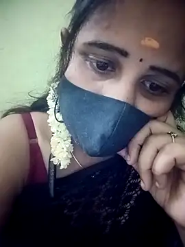 Snapshot of Tamil_Rani- chatting on April 2026 12:13:02 AM Tamil Rani- online show from April 2026 12:13:02 AM