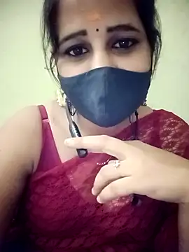 Snapshot of Tamil_Rani- chatting on April 2026 08:44:01 PM Tamil Rani- online show from April 2026 08:44:01 PM