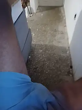 tallneck online show from May 2026 10:27:02 PM