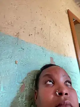 friendlybitch22 online show from April 2026 08:01:01 AM