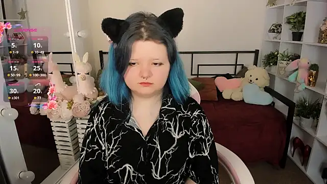 Lunaar  online show from April 2026 06:25:01 AM