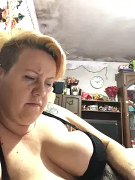 SofiaAmour online show from March 2026 06:09:02 PM