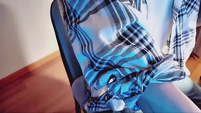 Snapshot of FEIYUS1 chatting on March 2026 02:21:02 PM FEIYUS1 online show from March 2026 02:21:02 PM