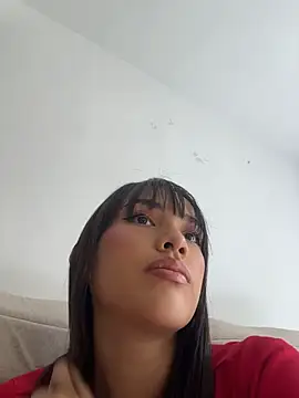 Snapshot of Mia-villalobos chatting on July 2026 02:10:01 PM Mia-villalobos online show from July 2026 02:10:01 PM