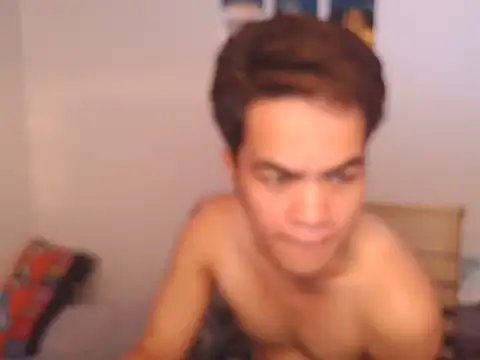 Snapshot of Xmj16 chatting on April 2026 11:18:01 PM Xmj16 online show from April 2026 11:18:01 PM