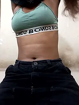 Snapshot of Olivia_101 chatting on March 2026 01:25:01 AM Olivia 101 online show from March 2026 01:25:01 AM