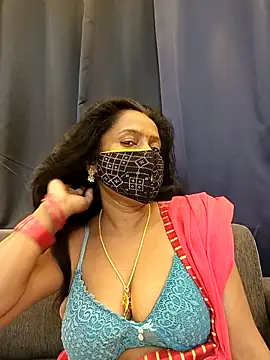 Snapshot of misti-boudii chatting on April 2026 11:24:01 PM misti-boudii online show from April 2026 11:24:01 PM