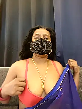 Snapshot of misti-boudii chatting on April 2026 04:57:01 AM misti-boudii online show from April 2026 04:57:01 AM