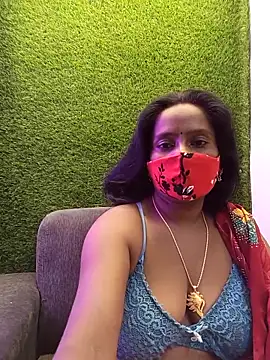 Snapshot of misti-boudii chatting on April 2026 02:33:02 PM misti-boudii online show from April 2026 02:33:02 PM