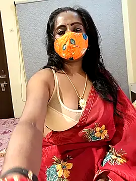 Snapshot of misti-boudii chatting on April 2026 09:39:33 PM misti-boudii online show from April 2026 09:39:33 PM