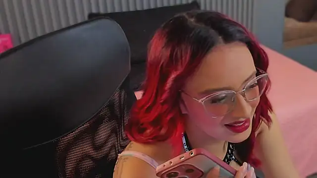 Snapshot of SusanaBell_ chatting on April 2026 07:15:01 PM SusanaBell online show from April 2026 07:15:01 PM