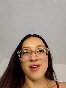 Snapshot of EvaMark_ chatting on March 2026 11:47:01 AM EvaMark online show from March 2026 11:47:01 AM