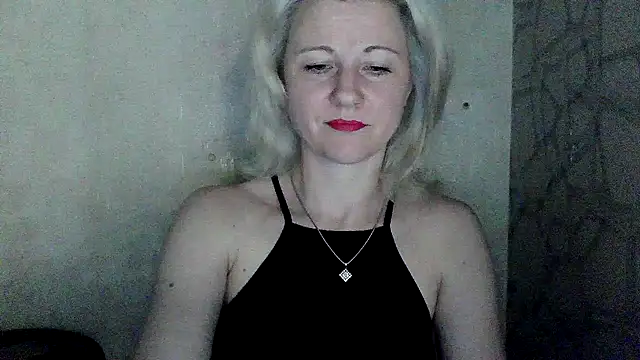 Katerina-Kissa online show from May 2026 06:13:02 PM