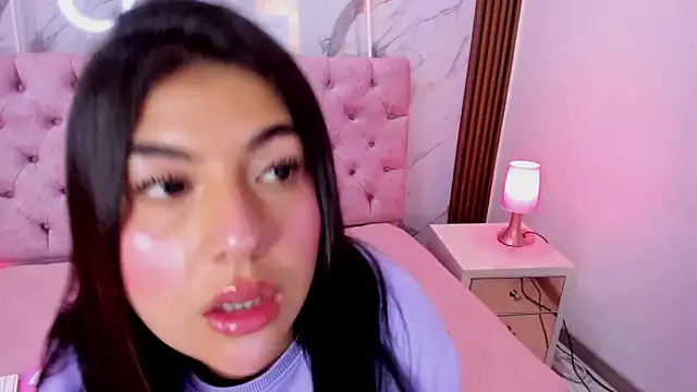 Snapshot of AbrilQuintana_ chatting on March 2026 11:37:01 AM AbrilQuintana online show from March 2026 11:37:01 AM