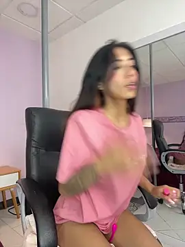 Snapshot of Cataleyaa23 chatting on April 2026 07:22:01 PM Cataleyaa23 online show from April 2026 07:22:01 PM