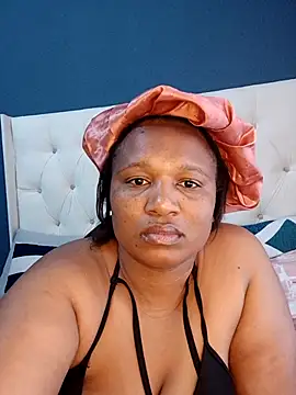 Snapshot of Cuddle_Zee chatting on March 2026 01:39:02 PM Cuddle Zee online show from March 2026 01:39:02 PM