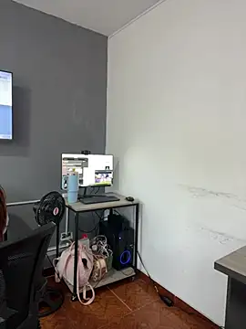 Emi rousse online show from March 2026 12:30:02 PM