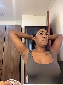 Emi rousse online show from April 2026 12:31:01 PM