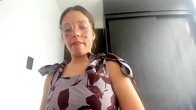 Snapshot of Miranda-cambell chatting on July 2026 08:23:02 PM Miranda-cambell online show from July 2026 08:23:02 PM