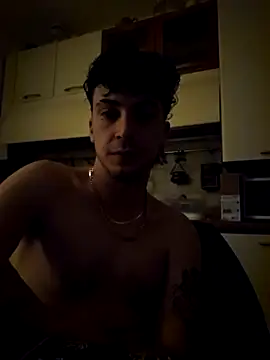 Snapshot of Andreakkkk chatting on March 2026 12:30:02 AM Andreakkkk online show from March 2026 12:30:02 AM