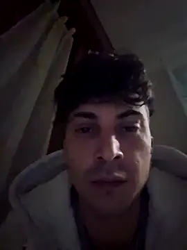 Snapshot of Andreakkkk chatting on April 2026 11:47:02 PM Andreakkkk online show from April 2026 11:47:02 PM