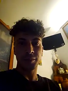 Snapshot of Andreakkkk chatting on April 2026 08:53:02 PM Andreakkkk online show from April 2026 08:53:02 PM