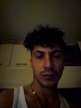 Snapshot of Andreakkkk chatting on April 2026 09:50:02 PM Andreakkkk online show from April 2026 09:50:02 PM