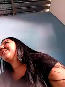 Snapshot of zul40 chatting on April 2026 07:16:01 PM zul40 online show from April 2026 07:16:01 PM