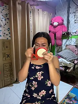 Snapshot of ur_lovelychen chatting on March 2026 01:23:02 PM ur lovelychen online show from March 2026 01:23:02 PM