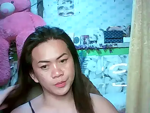 Snapshot of ur_lovelychen chatting on April 2026 12:13:01 PM ur lovelychen online show from April 2026 12:13:01 PM