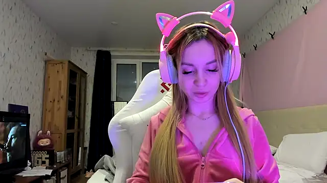 LinaKunilina online show from March 2026 07:31:02 PM