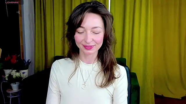 Snapshot of Kate_Millersi chatting on April 2026 11:33:01 AM Kate Millersi online show from April 2026 11:33:01 AM