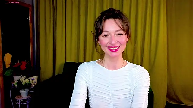 Snapshot of Kate_Millersi chatting on April 2026 11:35:01 AM Kate Millersi online show from April 2026 11:35:01 AM