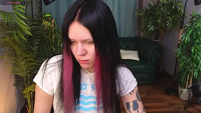 Snapshot of kittenlolla chatting on March 2026 05:35:01 AM kittenlolla online show from March 2026 05:35:01 AM