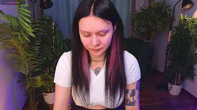 Snapshot of kittenlolla chatting on March 2026 05:35:01 AM kittenlolla online show from March 2026 05:35:01 AM