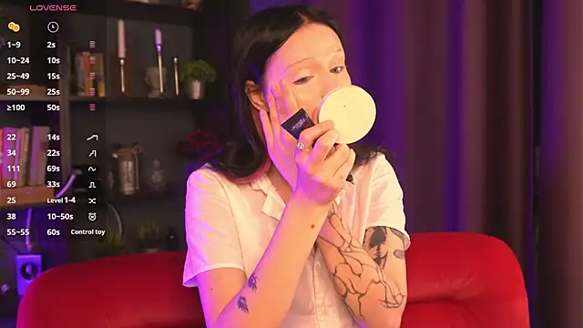 Snapshot of kittenlolla chatting on April 2026 07:14:01 AM kittenlolla online show from April 2026 07:14:01 AM