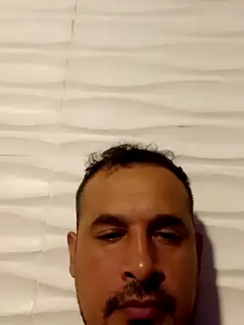 Ezehombre online show from March 2026 04:00:01 PM