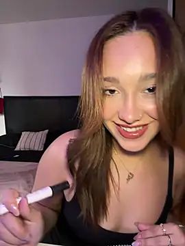 ariadnax0 online show from March 2026 06:37:02 PM