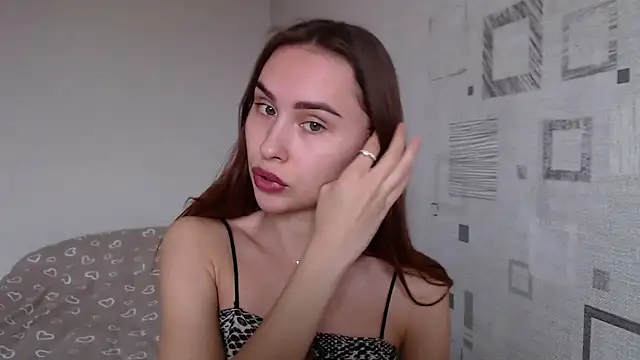 yourameliaa online show from April 2026 10:19:02 AM