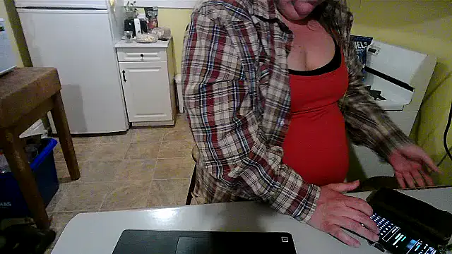 smalltowntrouble online show from May 2026 01:43:02 AM