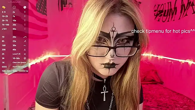 CucKuhta online show from June 2026 04:28:02 PM