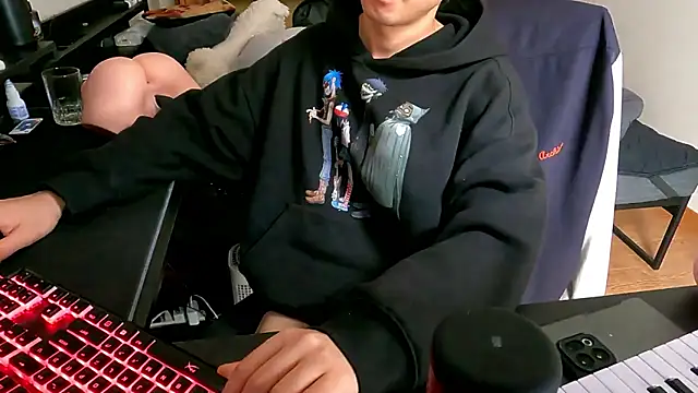 Snapshot of maaceru chatting on April 2026 12:57:01 AM maaceru online show from April 2026 12:57:01 AM