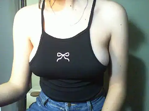 Snapshot of lolit_cat chatting on April 2026 10:08:02 PM lolit cat online show from April 2026 10:08:02 PM